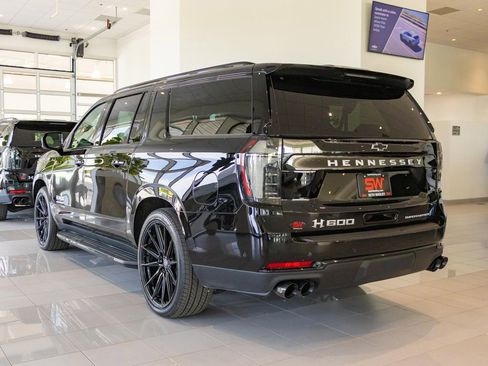 New 2025 Chevrolet Suburban RST w/ RST Capability Package image 7