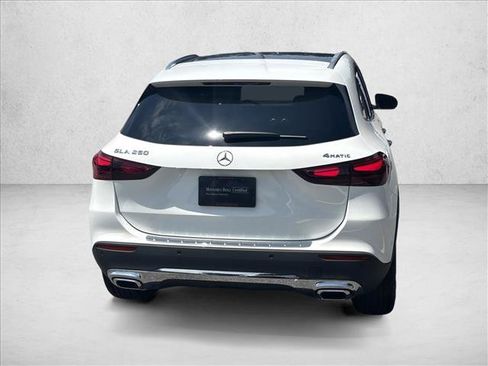 Certified 2026 Mercedes-Benz GLA 250 4MATIC image 8