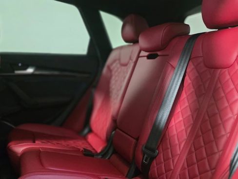 Used 2023 Audi SQ5 Premium Plus w/ Premium Plus Package image 27