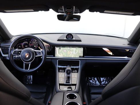 Used 2018 Porsche Panamera 4S w/ Premium Package Plus AWD/4WD image 34