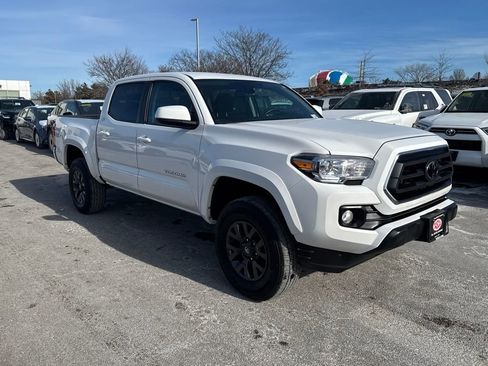 Used 2023 Toyota Tacoma SR5 image 10