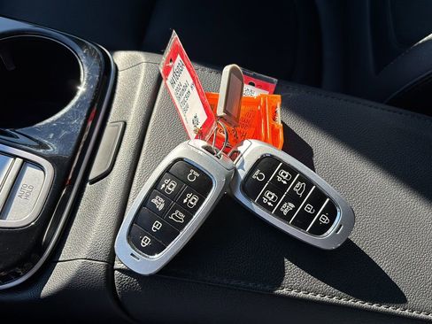 Certified 2024 Hyundai Tucson Limited image 44