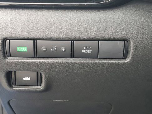 New 2025 Nissan Sentra SV w/ All-Weather Package image 18