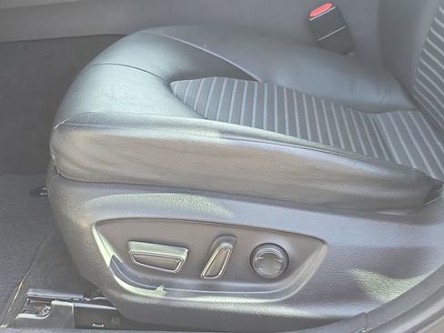 Used 2021 Toyota Camry SE image 28