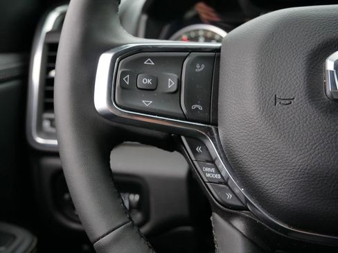 Used 2025 RAM 1500 Laramie image 24