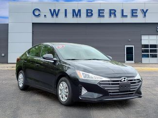 Used 2019 Hyundai Elantra SE w/ Cargo Package FWD video 1