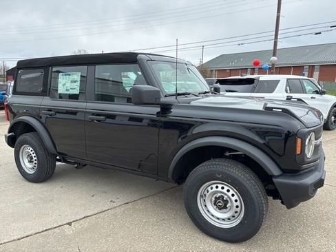 New 2026 Ford Bronco 4-Door AWD/4WD image 10