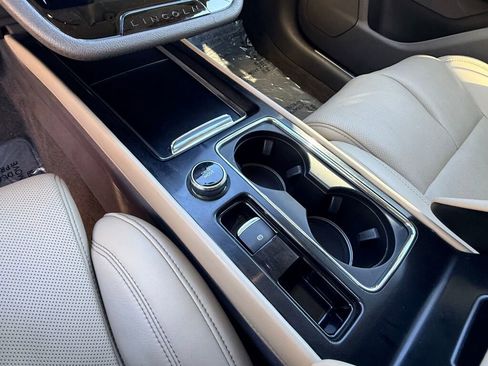 Used 2021 Lincoln Corsair Reserve w/ Equipment Group 201A image 22