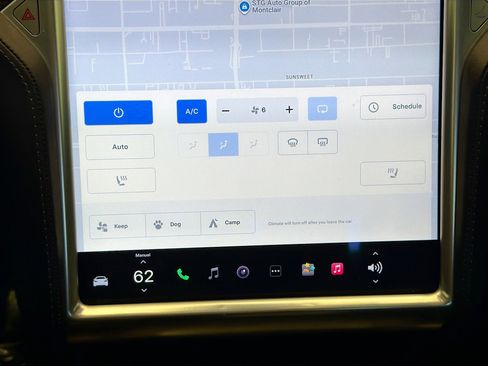 Used 2016 Tesla Model S 70 image 11