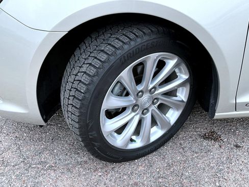 Used 2014 Buick LaCrosse FWD image 23