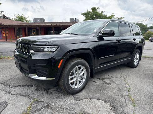 New 2025 Jeep Grand Cherokee L Laredo w/ Trailer Tow Package image 4