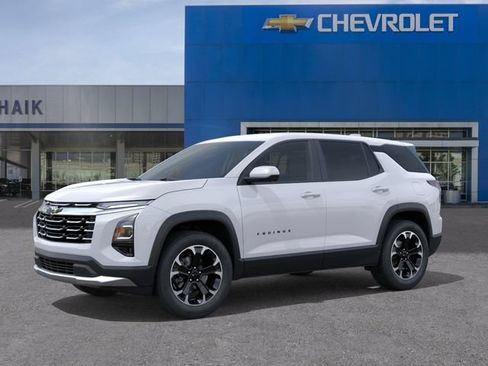 New 2027 Chevrolet Equinox LT w/ Safety and Technology Package FWD image 2