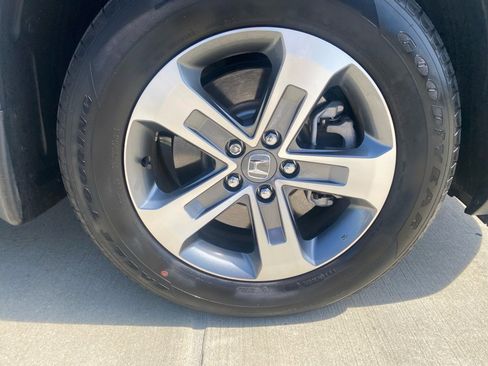 Certified 2025 Honda Pilot EX-L image 29