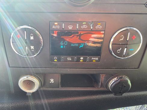 Used 2011 Chevrolet Silverado 1500 LT w/ All-Star Edition RWD image 37