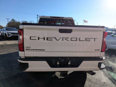 Certified 2022 Chevrolet Silverado 2500 LTZ w/ LTZ Plus Package image 3