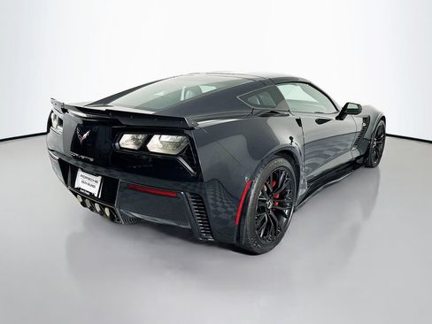 Used 2015 Chevrolet Corvette Z06 w/ 2LZ Preferred Equipment Group RWD image 9