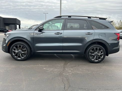 Used 2023 Kia Sorento X-Line EX image 4