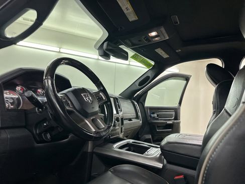 Used 2017 RAM 3500 Laramie Longhorn AWD/4WD image 31