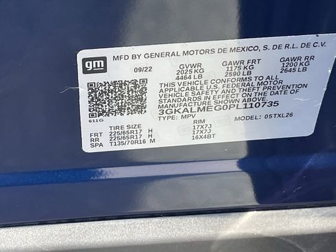 Used 2023 GMC Terrain SLE image 33