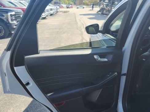 New 2026 Ford Escape Base image 31