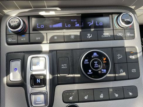 Used 2023 Hyundai Palisade Limited w/ Cargo Package image 42