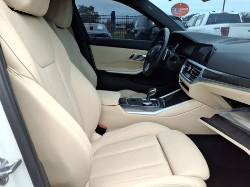 Used 2020 BMW 330i Sedan w/ Convenience Package RWD image 12