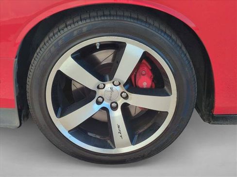 Used 2014 Dodge Challenger SRT8 w/ Harman/Kardon Audio Group RWD image 22
