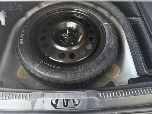 Used 2024 Ford Bronco Sport Outer Banks w/ Tech Package image 11