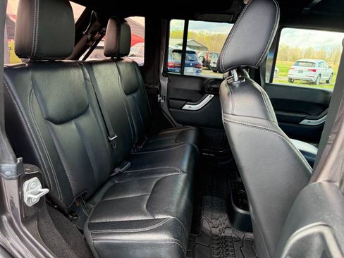 Used 2016 Jeep Wrangler Unlimited Sahara w/ Dual Top Group image 41