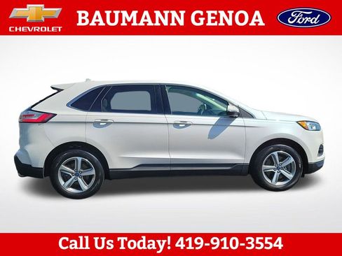Used 2019 Ford Edge Titanium w/ Cold Weather Package AWD/4WD image 6
