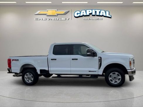 Used 2025 Ford F250 XLT w/ FX4 Off-Road Package AWD/4WD image 6
