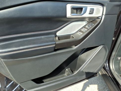 Used 2020 Ford Explorer ST w/ ST Street Pack AWD/4WD image 11