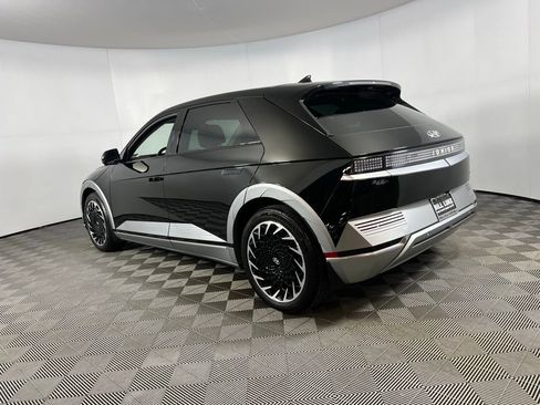 Used 2022 Hyundai Ioniq 5 Limited w/ Cargo Package image 9