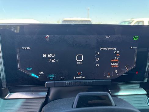 Used 2025 GMC Hummer EV 3X w/ LPO, Roof Cross Rail Package AWD/4WD image 10