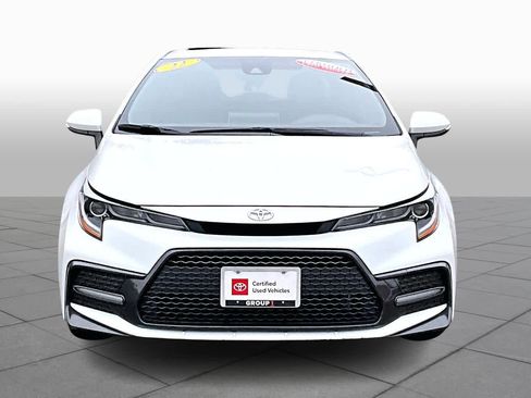 Used 2022 Toyota Corolla XSE image 3