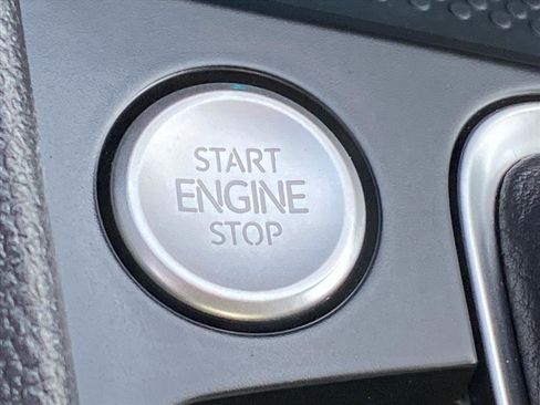 Certified 2023 Volkswagen Jetta GLI Autobahn image 19