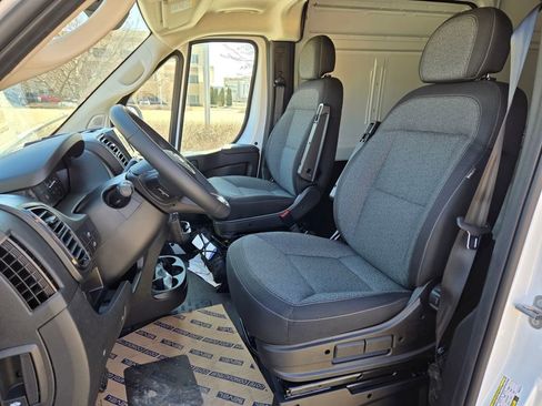 New 2025 RAM ProMaster 1500 w/ Cold Weather Group FWD image 13