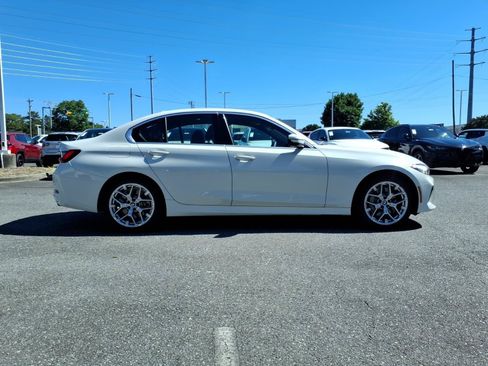 Used 2025 BMW 330i Sedan RWD image 9