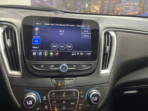 Used 2024 Chevrolet Malibu LT image 17