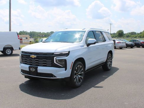 New 2026 Chevrolet Tahoe High Country AWD/4WD image 4