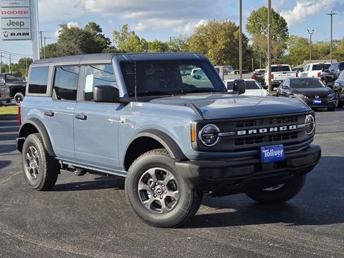 New 2025 Ford Bronco Big Bend image 2