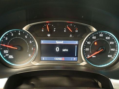 Used 2021 Chevrolet Traverse LT AWD/4WD image 33
