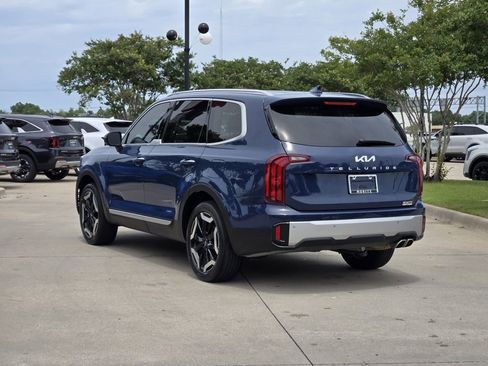 Certified 2023 Kia Telluride S w/ S Sunroof Package FWD image 3