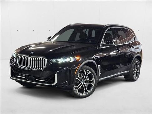 Used 2026 BMW X5 sDrive40i w/ Climate Comfort Package image 1