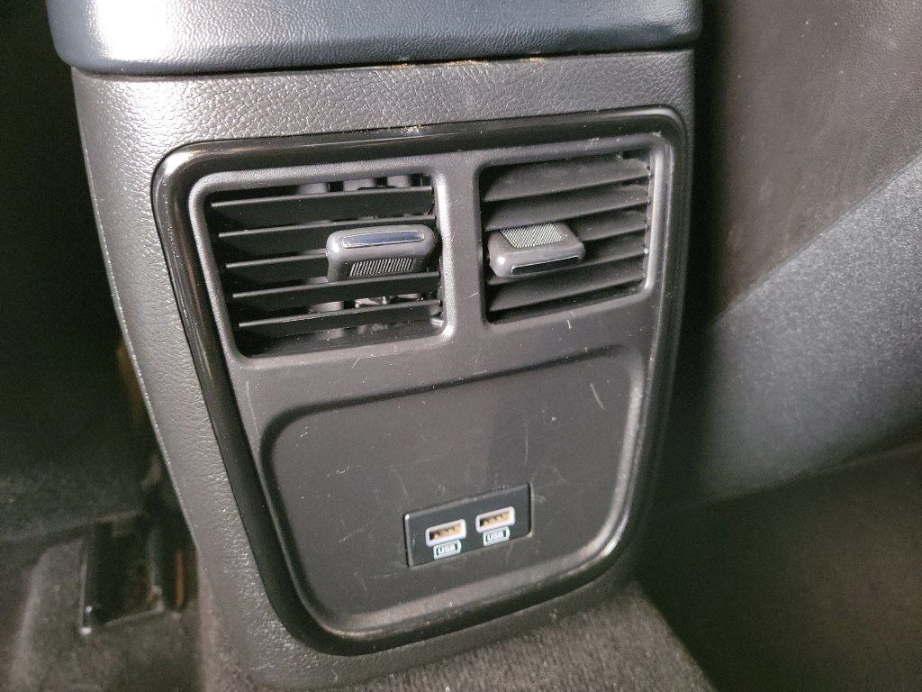 Used 2022 Chrysler 300 S RWD image 14