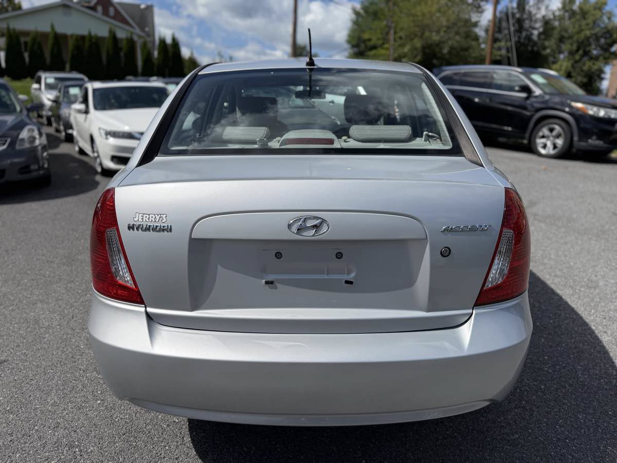 Used 2007 Hyundai Accent GLS FWD image 6