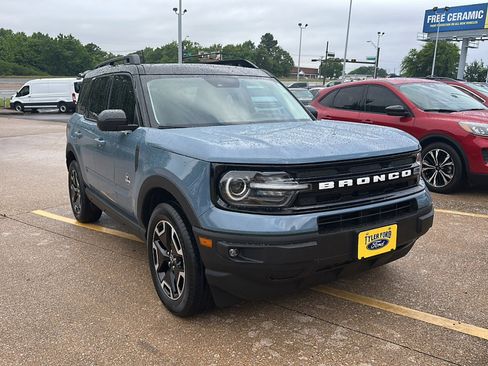 Used 2024 Ford Bronco Sport Outer Banks w/ Tech Package AWD/4WD image 1