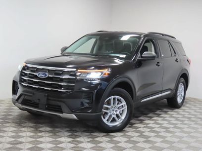 Used 2025 Ford Explorer Active