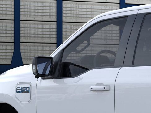New 2025 Ford F150 Lightning Flash image 20
