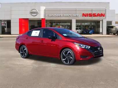 New 2025 Nissan Versa SR w/ Trunk Package